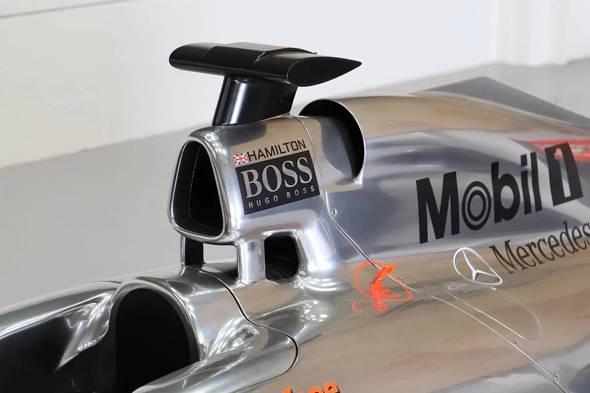 2011 McLaren MP4-26 Official Show Car - Image 3