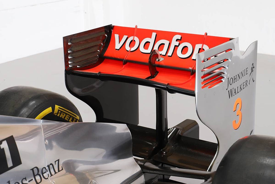 2011 McLaren MP4-26 Official Show Car - Image 4